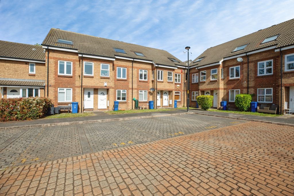 Property photo 1 of 14 0T7A8933-Hdr