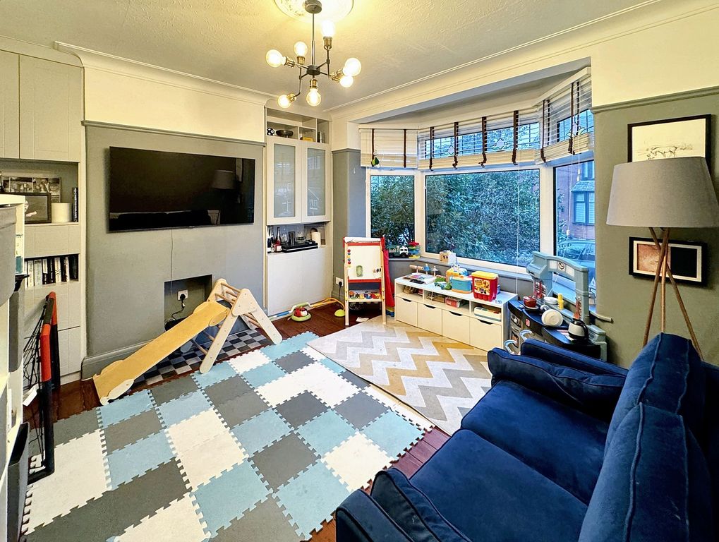 Property photo 3 of 25