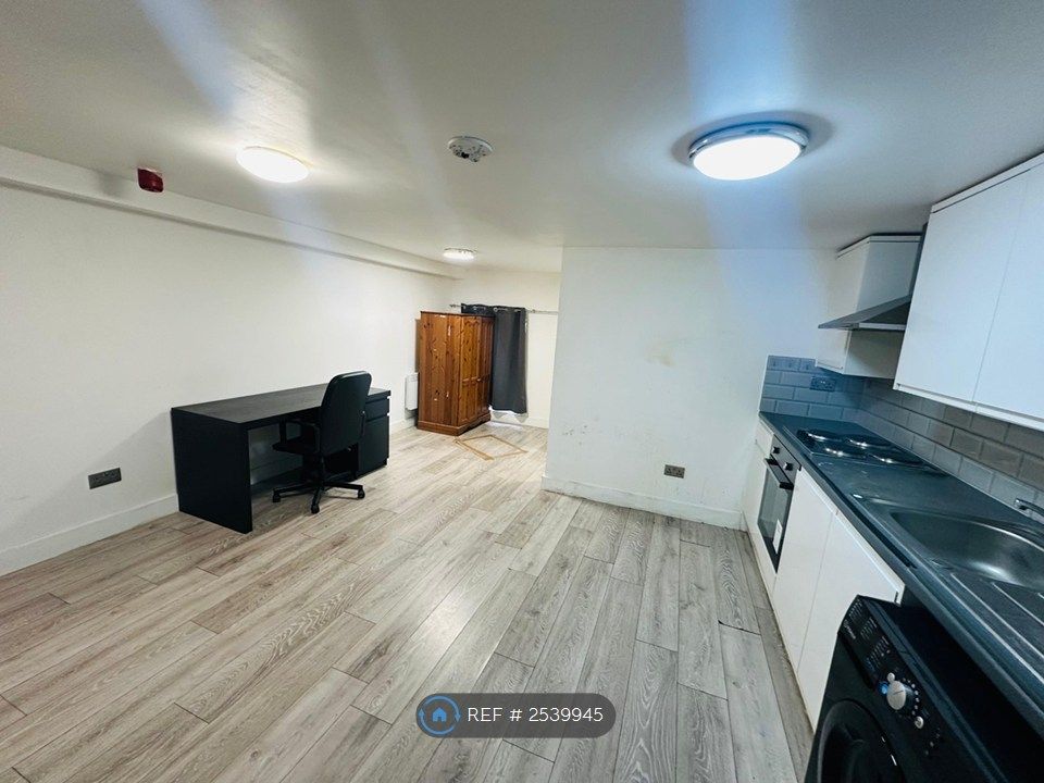 Property photo 3 of 5