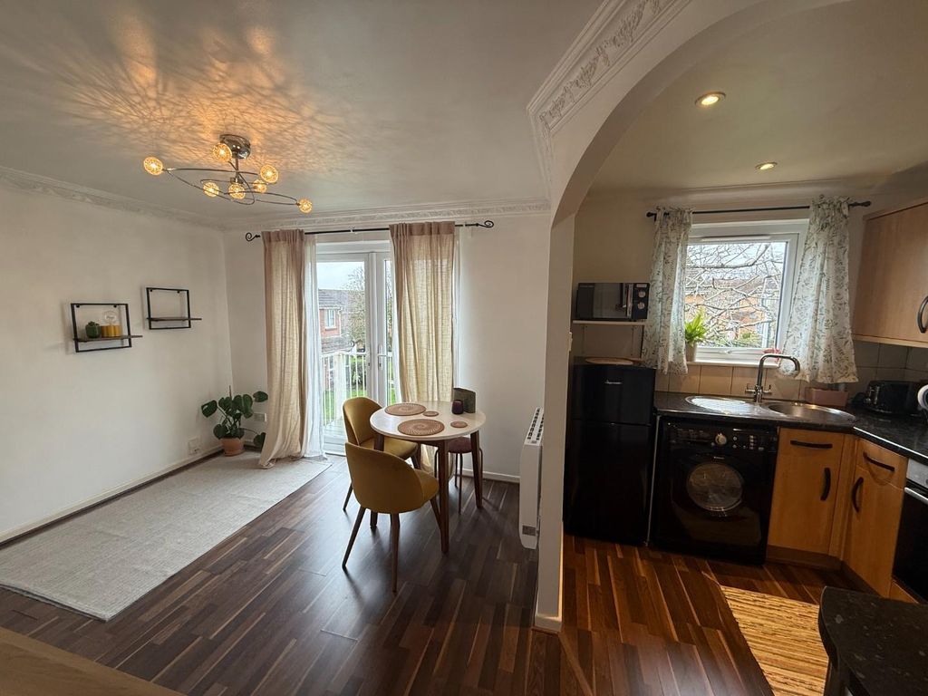 Property photo 2 of 18 Img_7871.Jpg