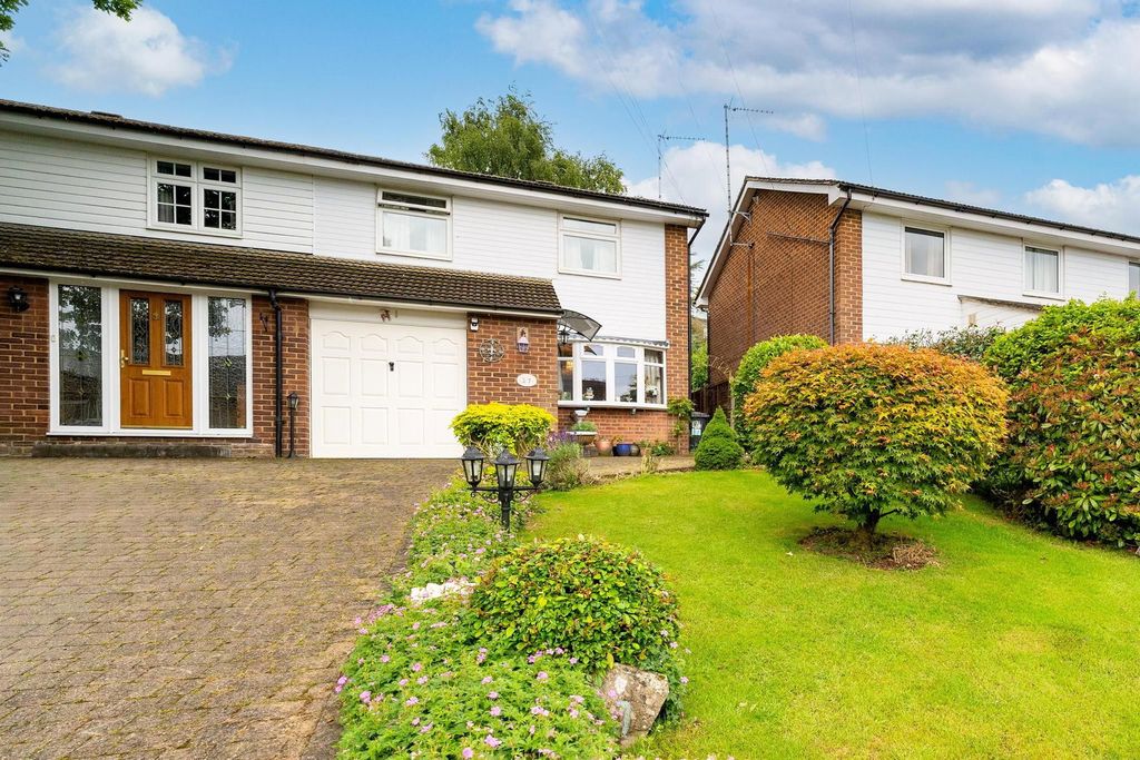 Property photo 1 of 22