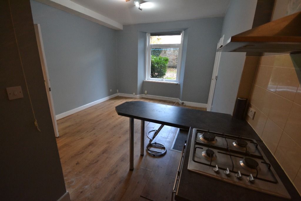 Property photo 2 of 8 Photo 2