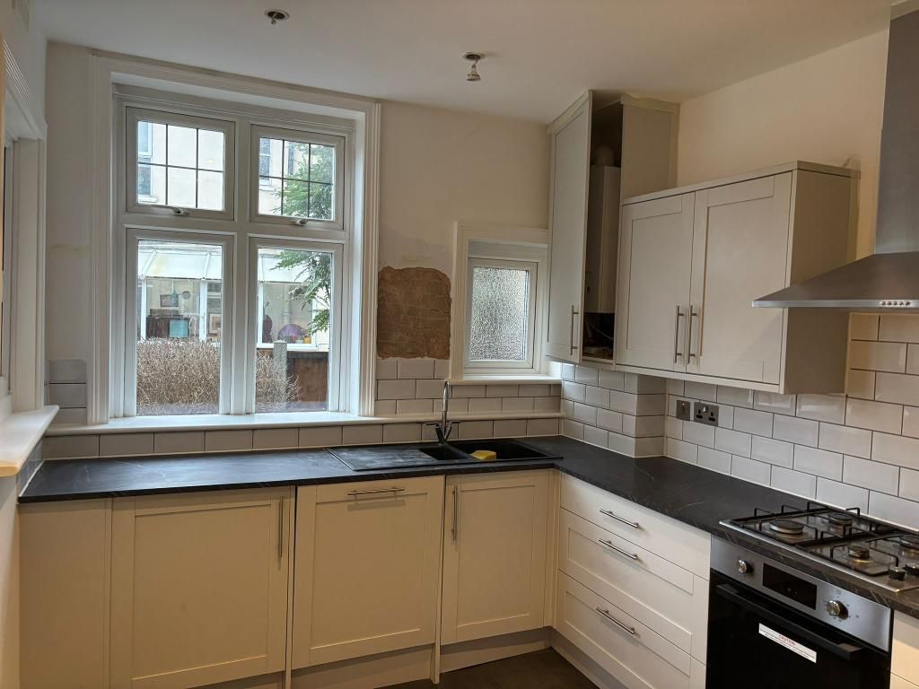 Property photo 3 of 9 Photo 3