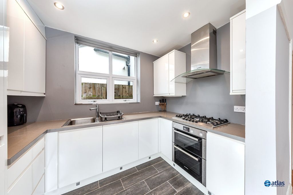 Property photo 2 of 13 Kitchen