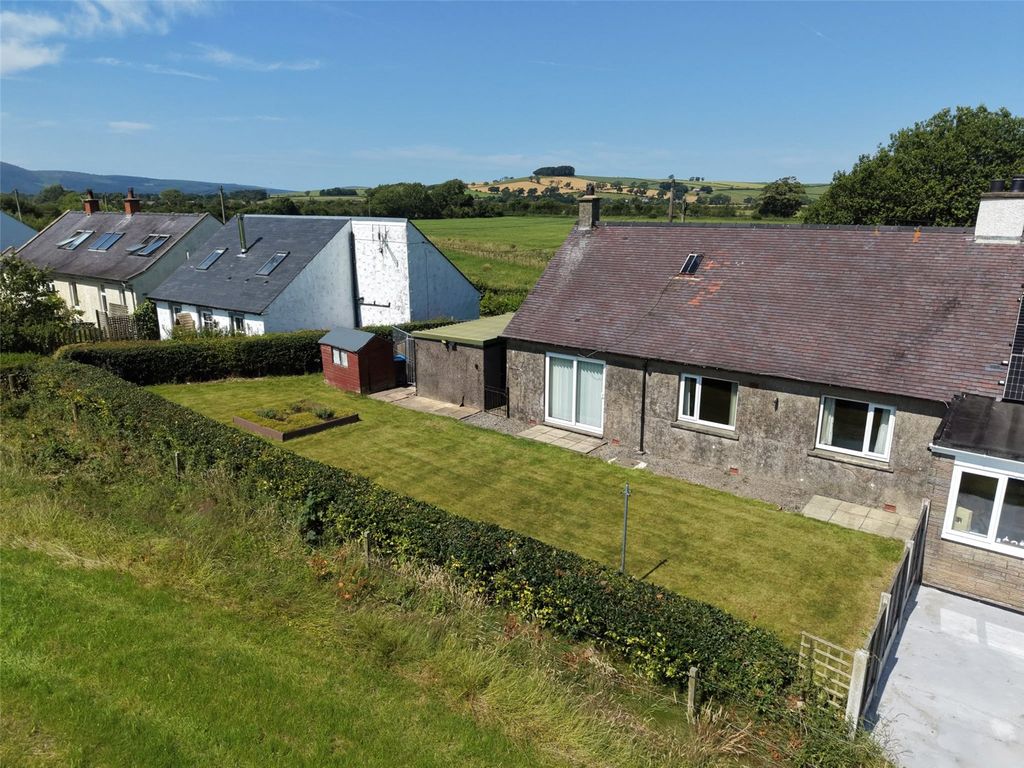Property photo 3 of 22 Picture No. 21
