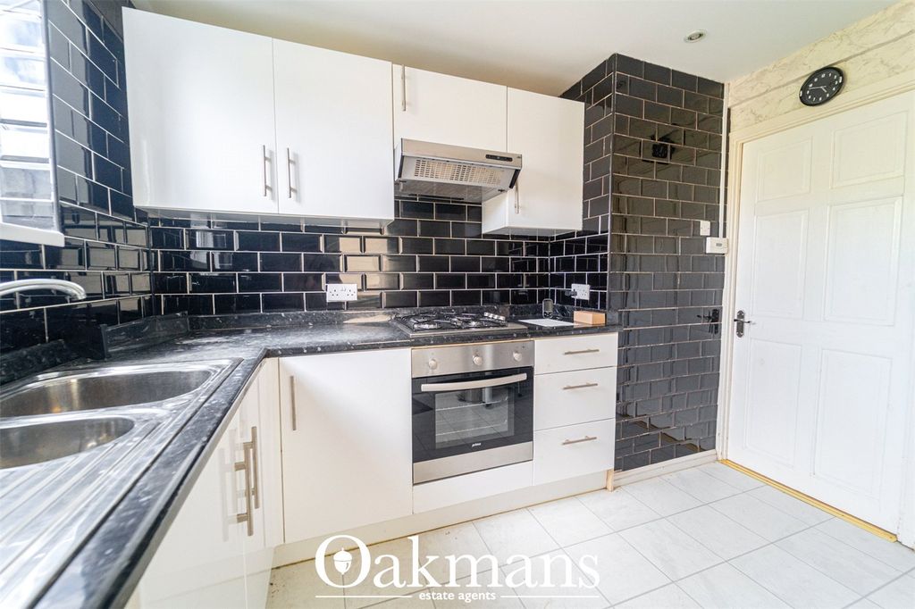 Property photo 2 of 16 Picture No. 08