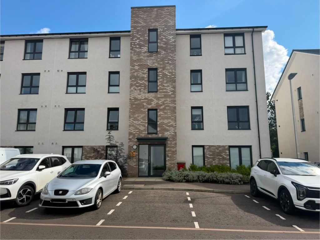 2 bed flat to rentKaims Crescent, Livingston EH54