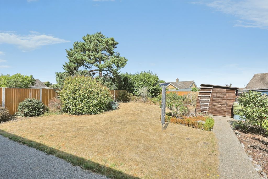 Property photo 3 of 15