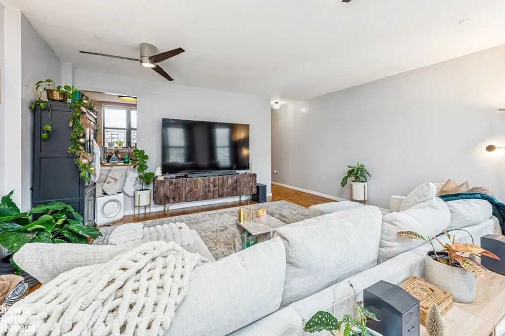 Property photo 3 of 15 <Alttext/>