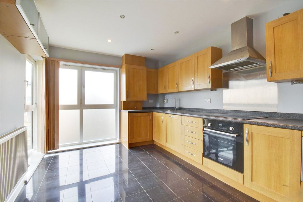 Property photo 2 of 7 Picture No. 02