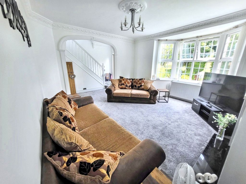 Property photo 3 of 21