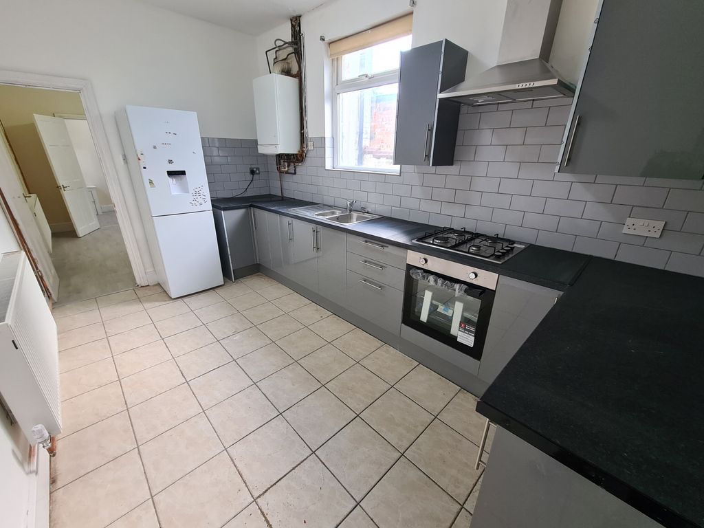 Property photo 2 of 16 Gallery