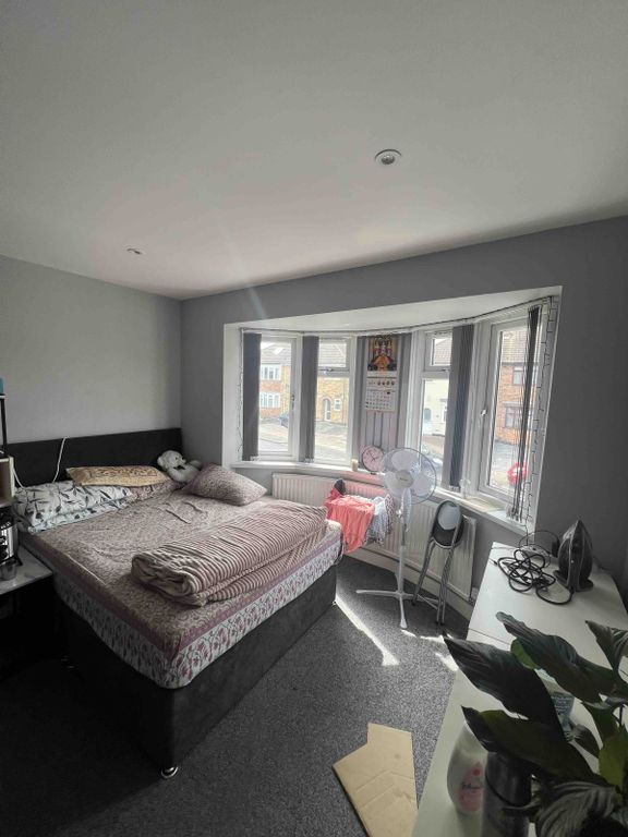 Property photo 2 of 4