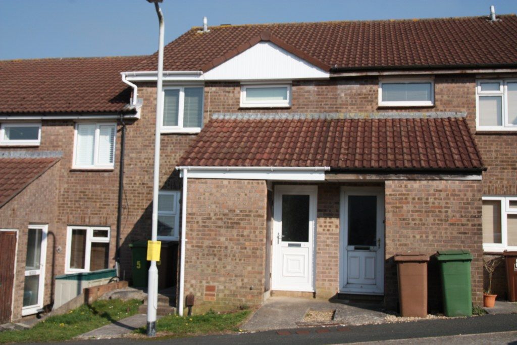 Property photo 1 of 8 Front View