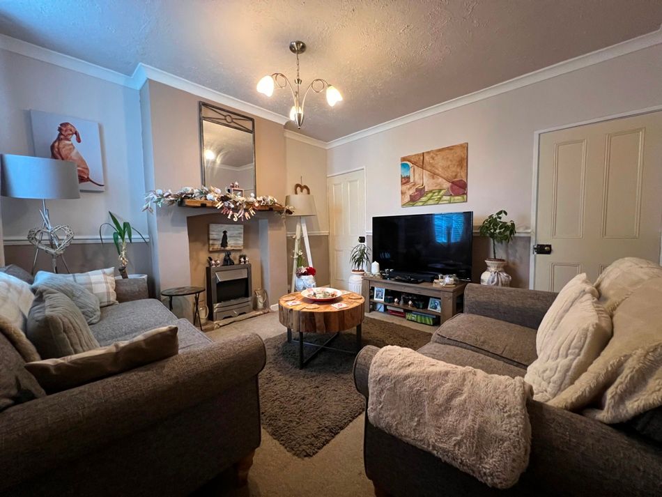 Property photo 3 of 19 Img_3572