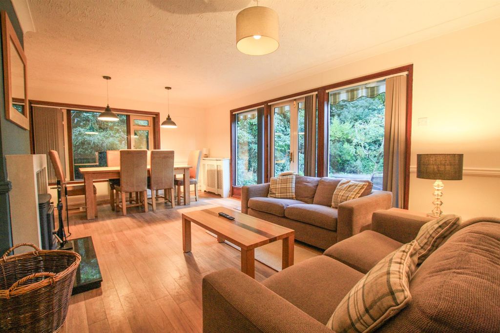 Property photo 2 of 13 Img_1388.Jpg