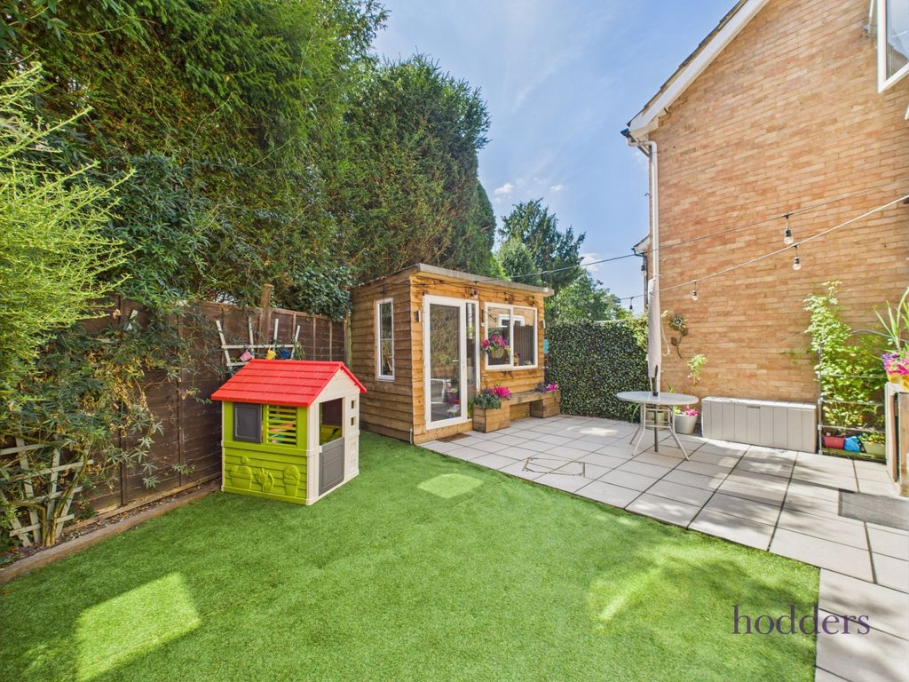 Property photo 1 of 25 Picture No. 03