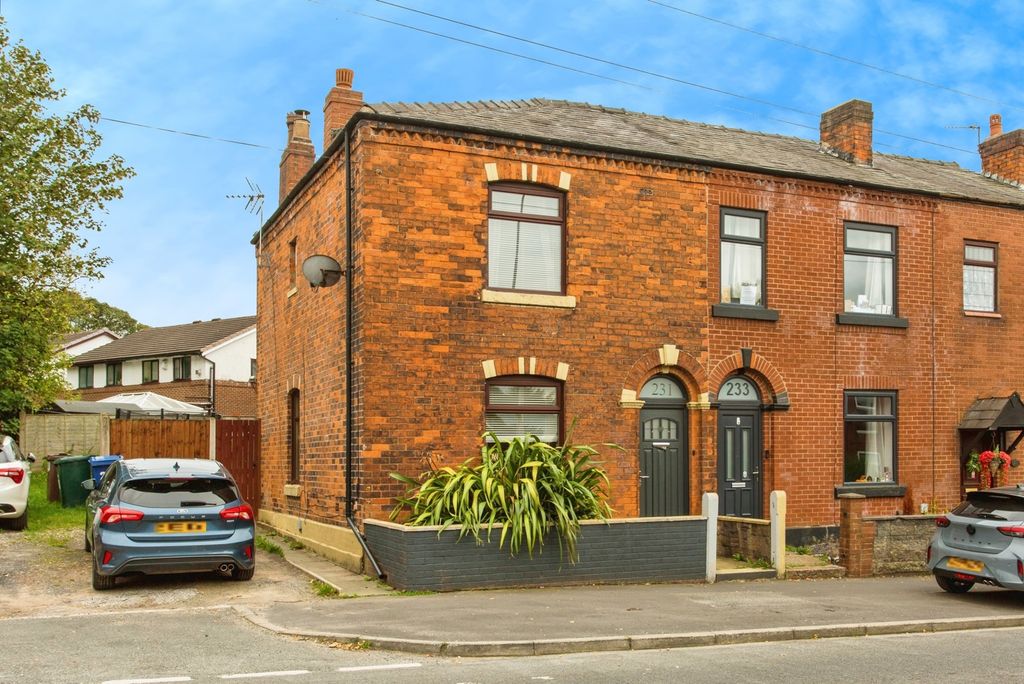 Property photo 1 of 17 Photo