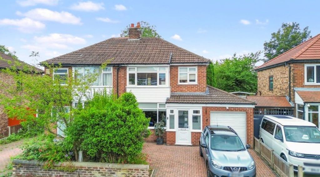 Property photo 1 of 23