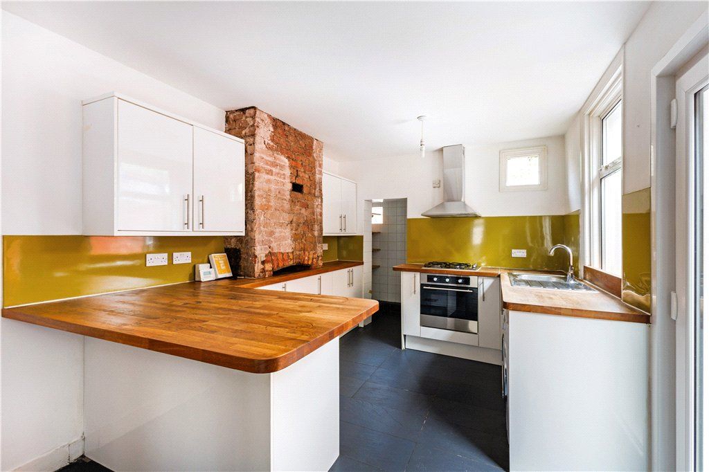 Property photo 3 of 16 Picture No. 25