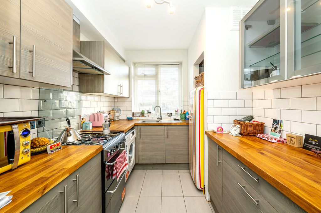 Property photo 3 of 12 Picture No. 04