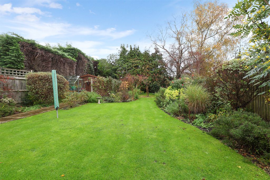 Property photo 3 of 23 Picture No. 04