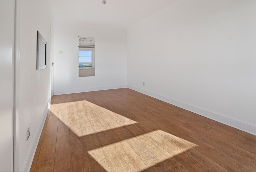 Additional image 12 of 2 bed flat for sale48/3, North Gyle Grove, Corstorphine, Edinburgh EH12