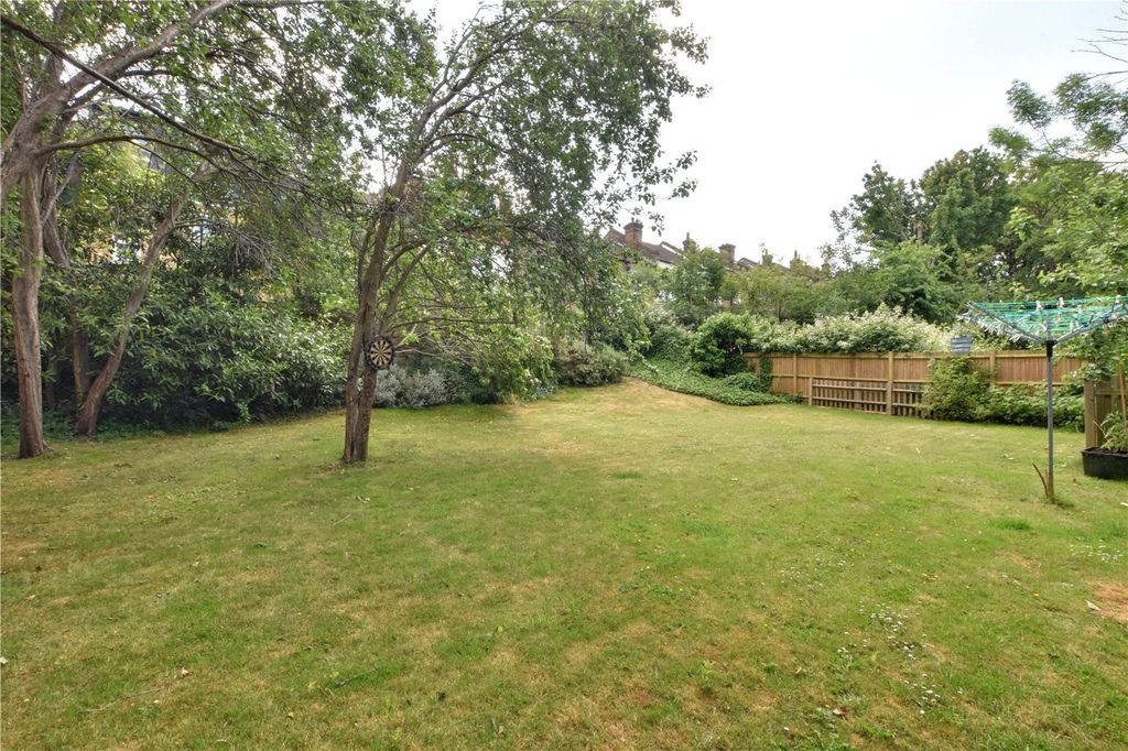 Property photo 3 of 16 Picture No. 15