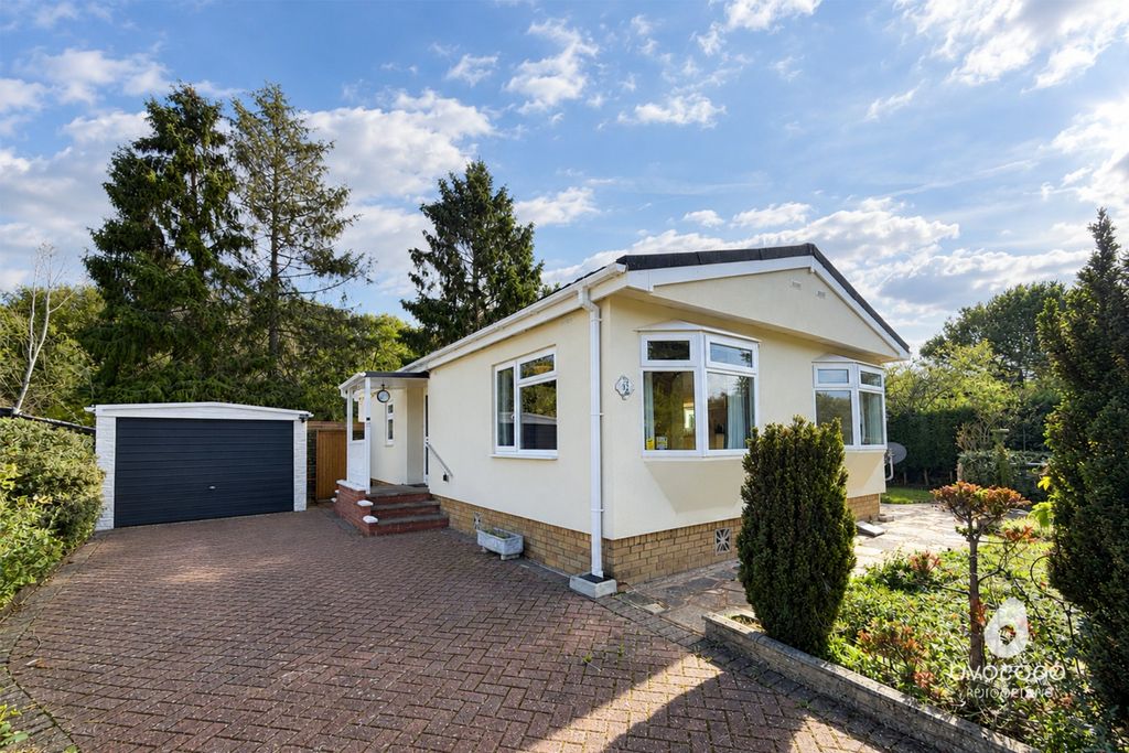 Property photo 1 of 18 5703690