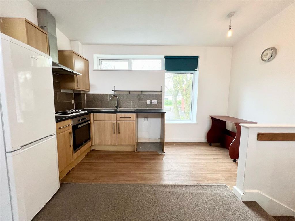 Property photo 3 of 10 Img-20240415-Wa0028.Jpg