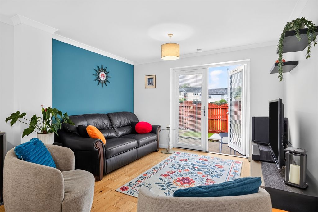 Property photo 2 of 19