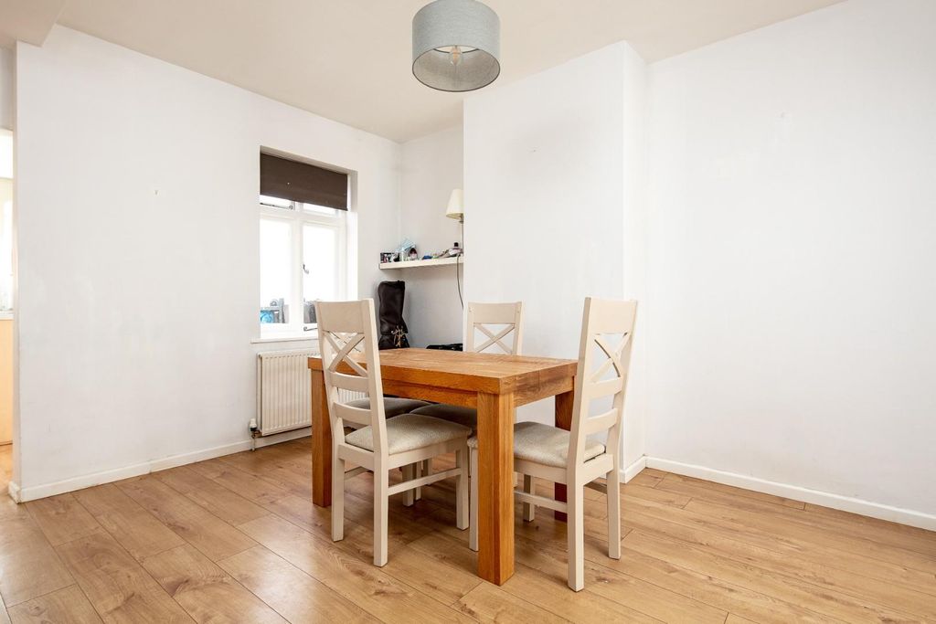 Property photo 2 of 13 71 Hungerford Road-1.Jpg