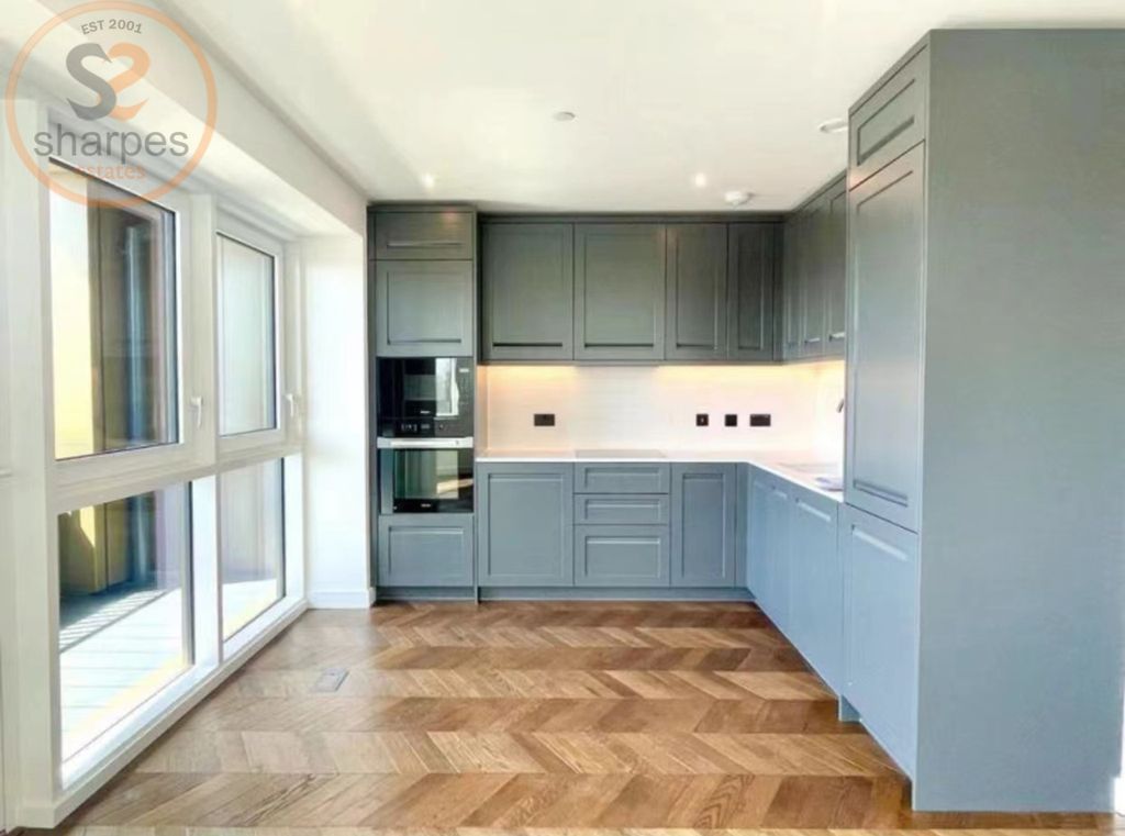 Property photo 2 of 13 2