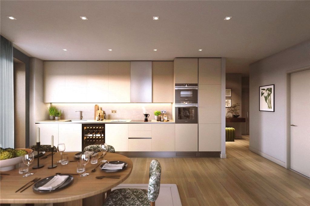 Property photo 3 of 11 Kitchen