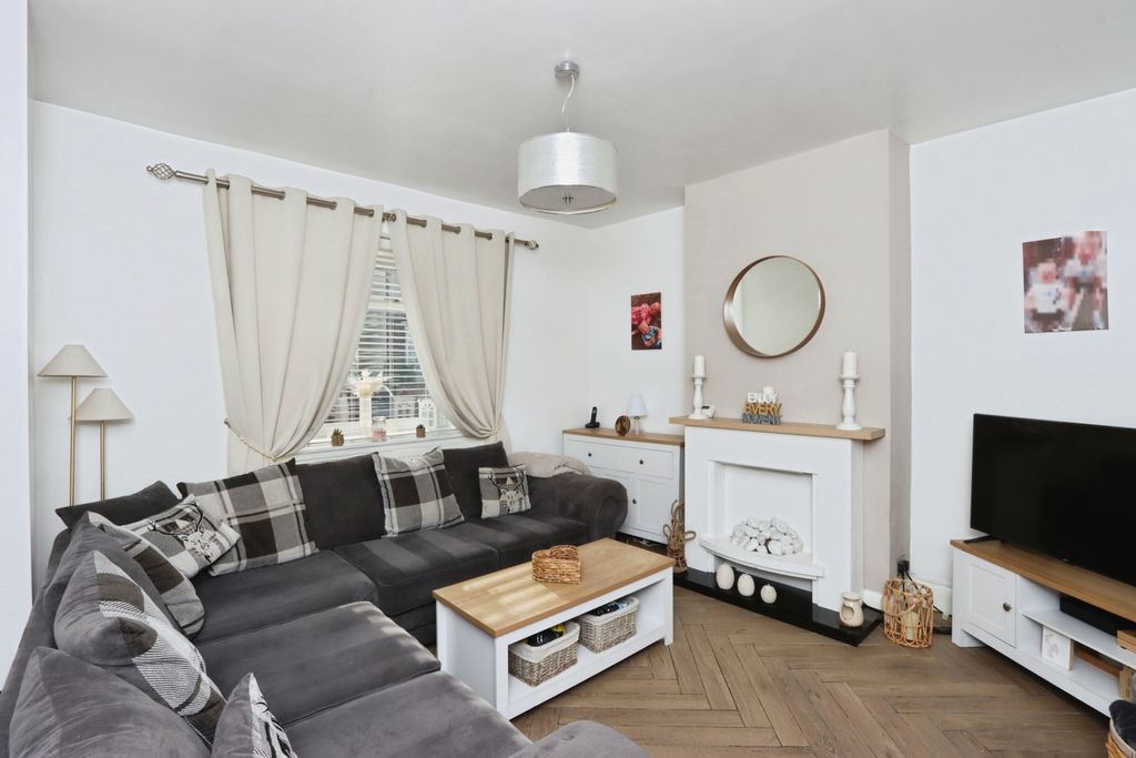 Property photo 2 of 22 Img_7817