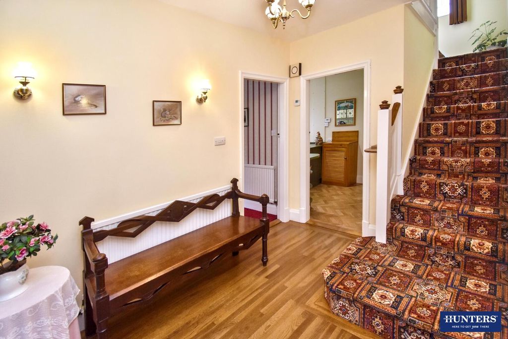Property photo 2 of 33 Hallway