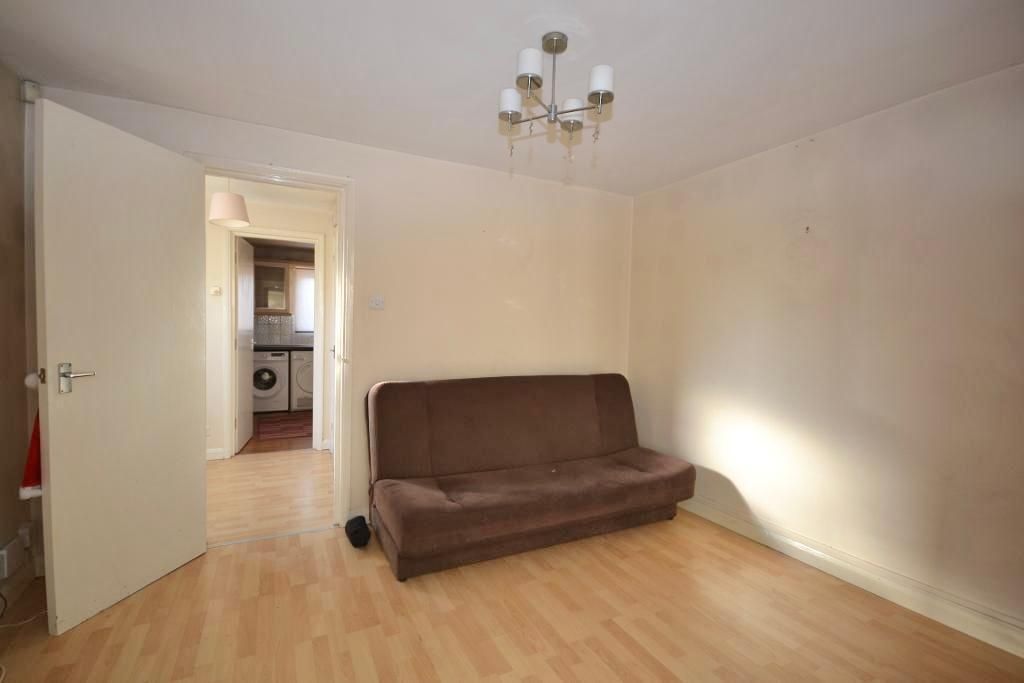 Property photo 3 of 12 Photo 3