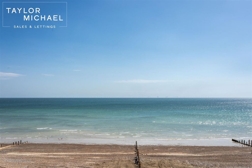 Additional image 10 of 2 bed flat to rentThe Esplanade, Selden, Worthing BN11