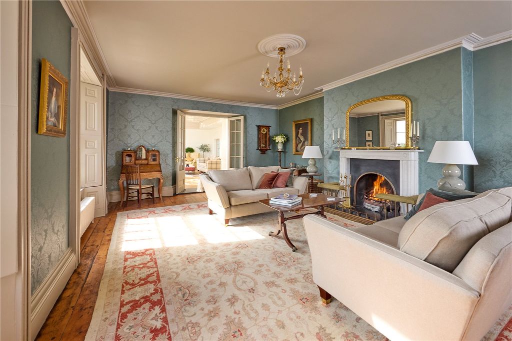 Property photo 3 of 20 Drawing Room