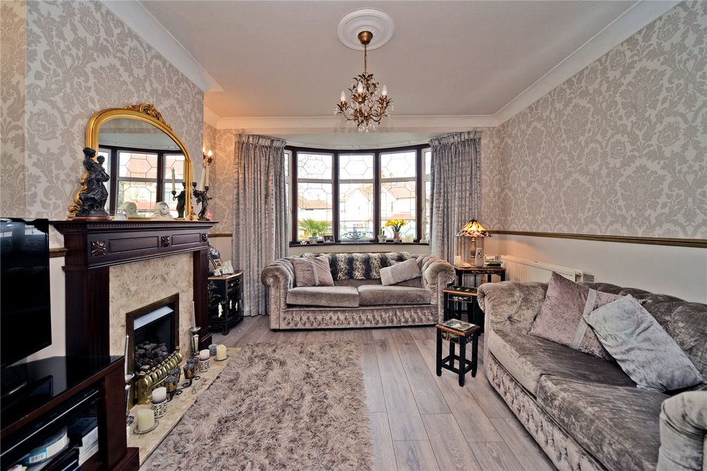 Property photo 2 of 14 Picture No. 02