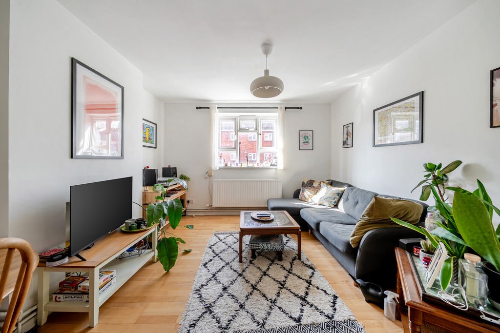 Property photo 1 of 22 1447700-13-69E73c...