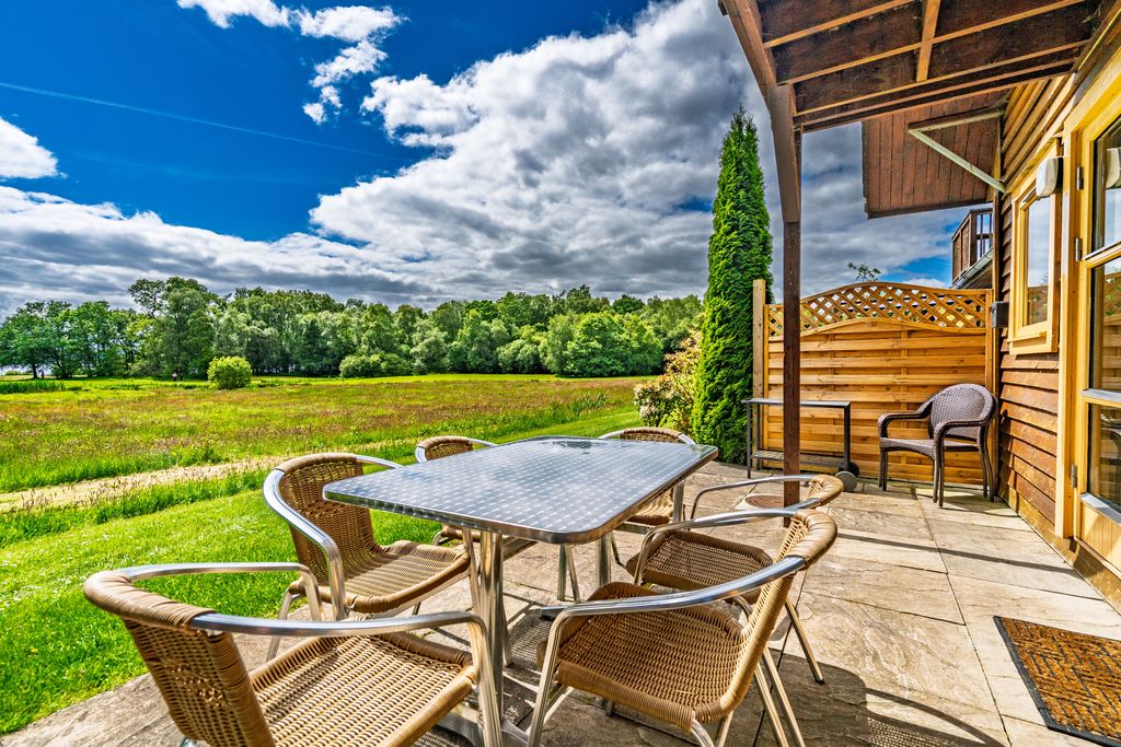 Property photo 3 of 18