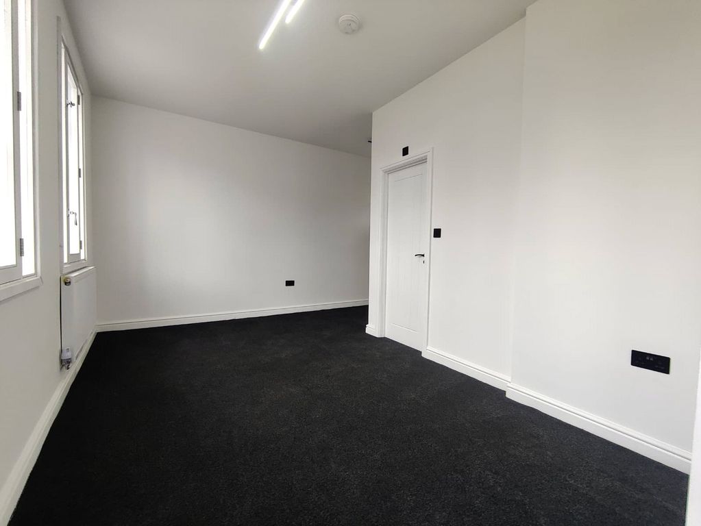 Property photo 3 of 7 Picture No. 03