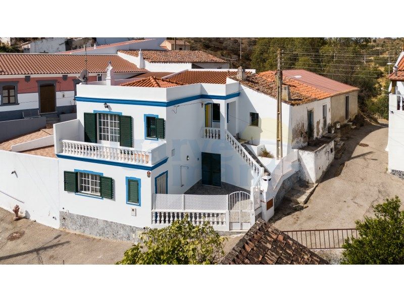 Property photo 1 of 27