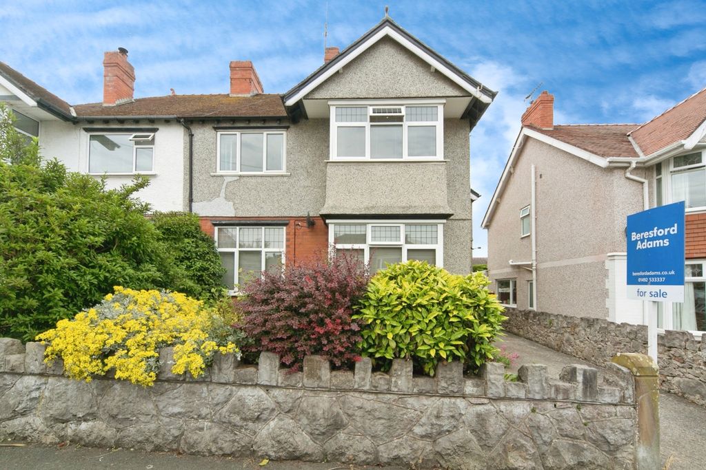 Property photo 1 of 18 Photo