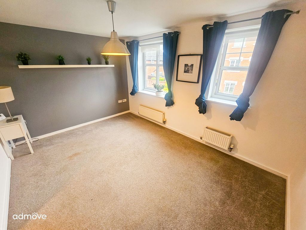 Property photo 2 of 9 Photo 7