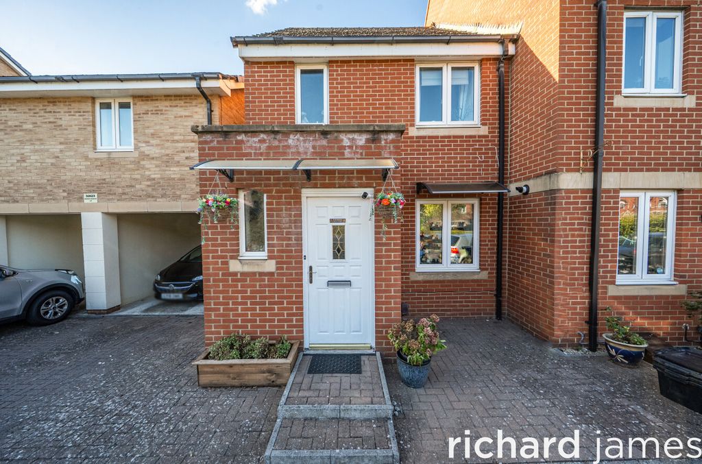 Property photo 1 of 14 422B5A0E2c8A4276A3Ab85217E76c41B