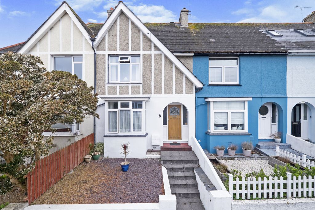 Property photo 1 of 10