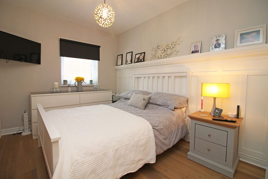 Additional image 11 of 2 bed flat for saleWindward Avenue, Fleetwood FY7