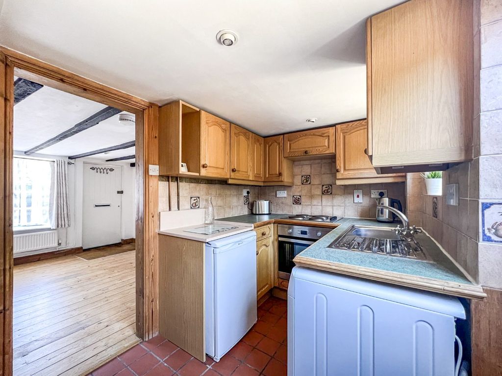 Property photo 3 of 9